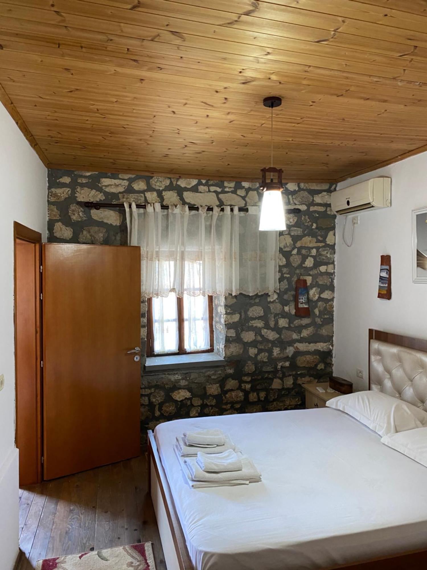 Aria Baci Guest House Berat Kültér fotó